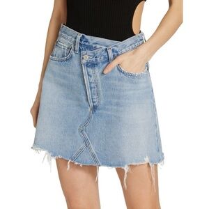 NWT Agolde Criss Cross Jean Mini Skirt Distressed Light Blue Frayed Hem Denim